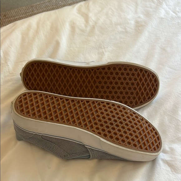 Vans women’s blue Slip-On Sneakers Blue suede shoes - Picture 4 of 5